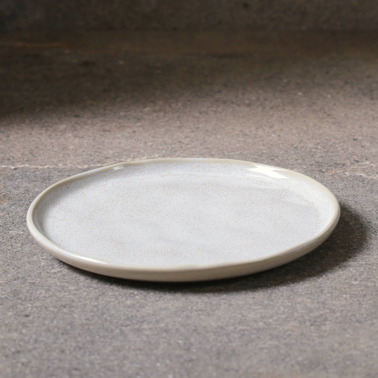 BIO DESSERT PLATE STONEWARE Ø21.5CM LATTE